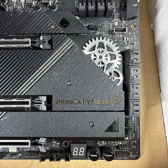 ASROCK Z590 Taichi Motherboard - LGA 1200 ATX Parts - Picture 5 of 9